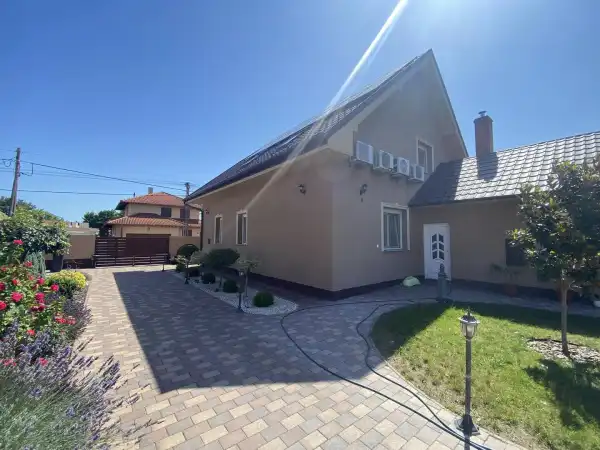 Eladó családi ház, Derecske 4 szoba 177 m² 82 M Ft