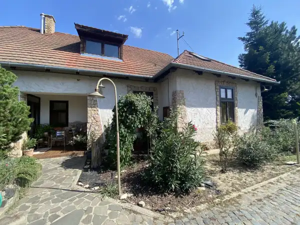 Eladó családi ház, Berettyóújfalu 6 szoba 170 m² 79.9 M Ft
