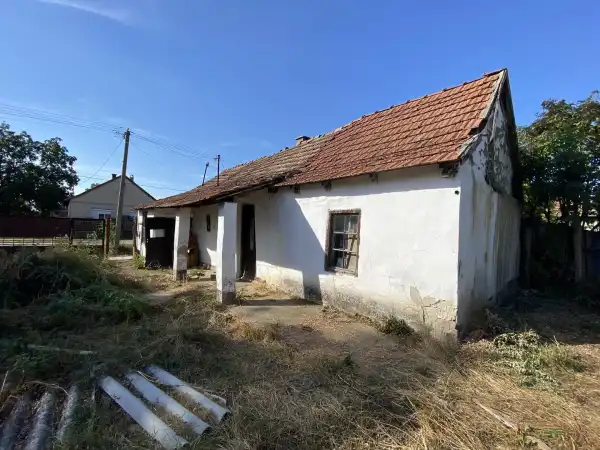Eladó családi ház, Derecske 2 szoba 65 m² 4.9 M Ft